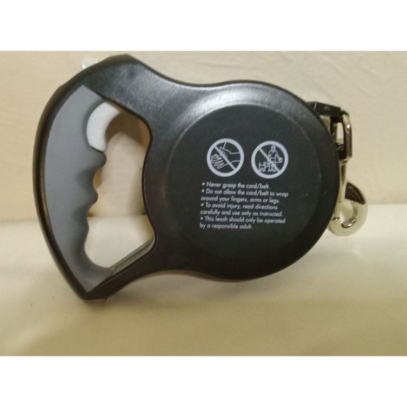 Walkabout Retractable Dog Leash - Picture 2 of 3